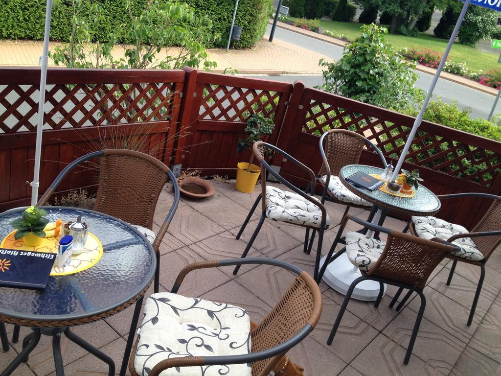 Pension & Cafe Meine Sonne Sole Mio Bad Sooden-Allendorf Exterior photo